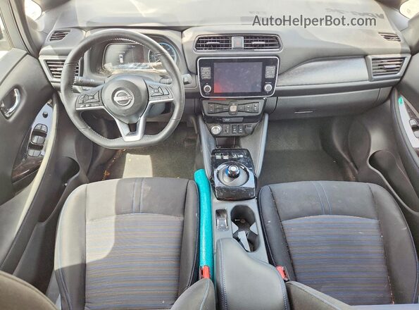 1N4CZ1CVXSC567145 2025 NISSAN LEAF White Вид панелі приладів