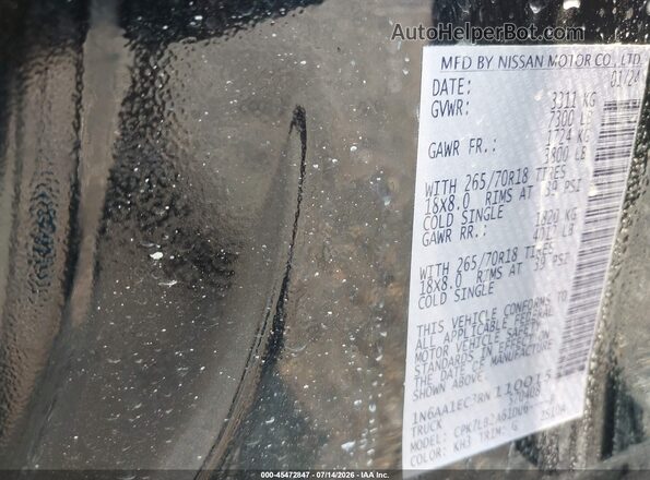 1N6AA1EC3RN110015 2024 NISSAN TITAN Black Widok komory silnika
