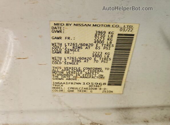 1N6AA1FB2NN105968 2022 NISSAN TITAN White Vista de la etiqueta del VIN
