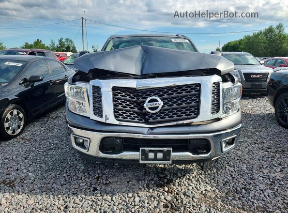1N6AA1R84HN544612 2017 NISSAN TITAN Gray წინა ხედი