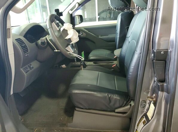 1N6AD0CU2GN745883 2016 NISSAN FRONTIER Gray Вид салону спереду
