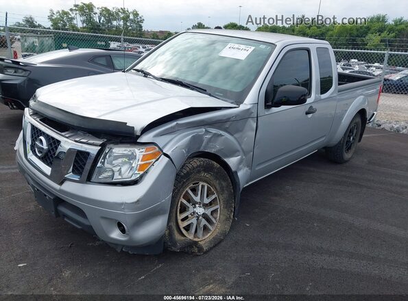 1N6AD0CW5KN876090 2019 NISSAN FRONTIER Silver Vista tres cuartos delantera izquierda