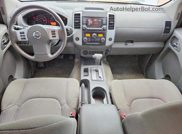 1N6AD0ER1JN751867 2018 NISSAN FRONTIER Gray Dashboard view