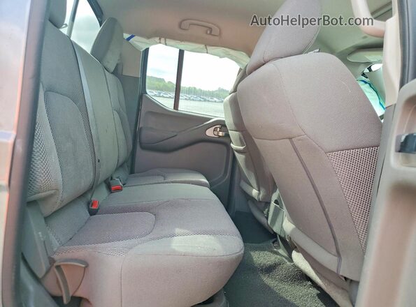 1N6AD0ER1KN743902 2019 NISSAN FRONTIER Gray Rear seats view