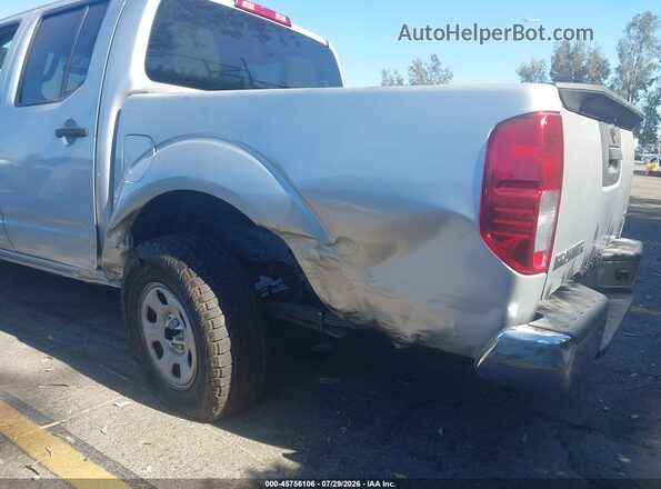 1N6AD0ER2GN726985 2016 NISSAN FRONTIER Silver Դիմացի տեսք