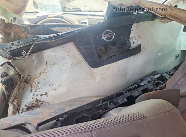 1N6AD0ER2GN760747 2016 NISSAN FRONTIER White Widok deski rozdzielczej