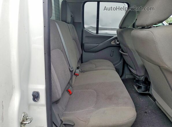 1N6AD0ER2JN710020 2018 NISSAN FRONTIER Blue Вид задніх сидінь
