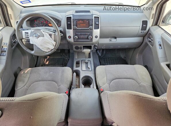 1N6AD0ER2JN768922 2018 NISSAN FRONTIER White Вид панелі приладів