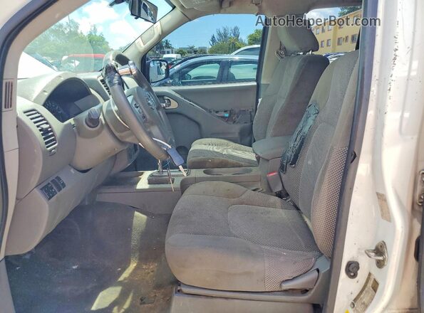 1N6AD0ER2KN775452 2019 NISSAN FRONTIER Белый Вид салона спереди