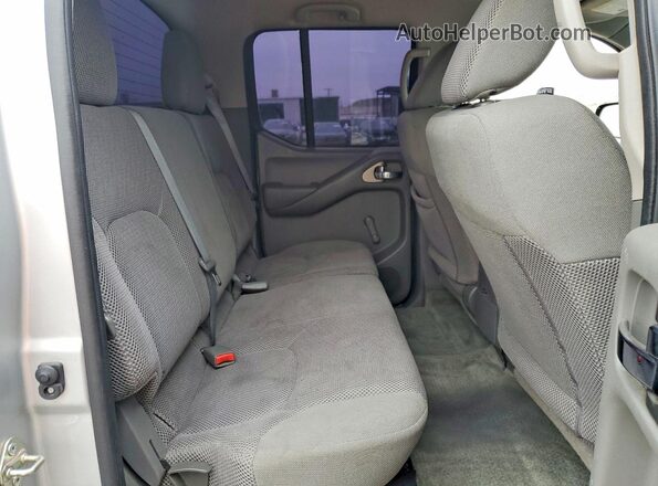 1N6AD0ER4GN796987 2016 NISSAN FRONTIER Silver Widok tylnych siedzeń