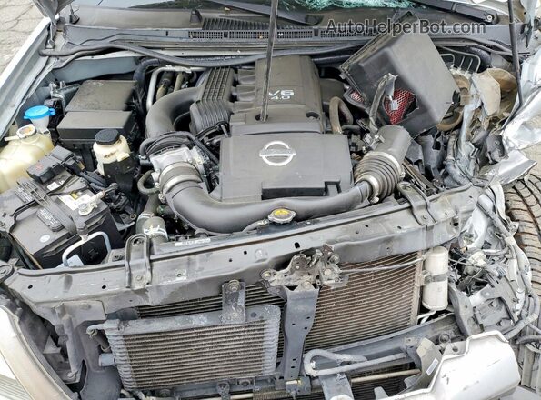 1N6AD0ER4GN796987 2016 NISSAN FRONTIER Silver Widok wnętrza z tyłu