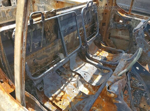 1N6AD0ER5JN714045 2018 NISSAN FRONTIER Белый Вид задних сидений