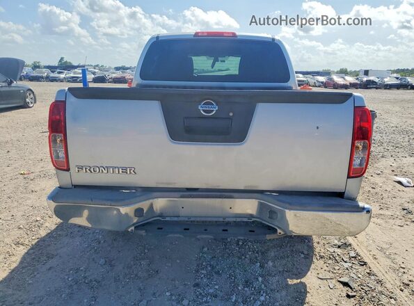 1N6AD0ERXGN776775 2016 NISSAN FRONTIER Silver Widok z tyłu