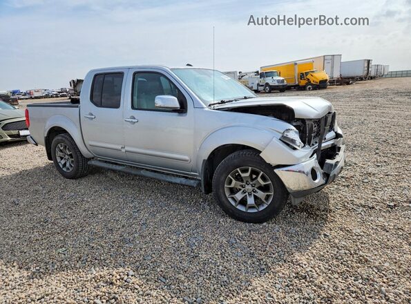 1N6AD0EV3KN746586 2019 NISSAN FRONTIER Silver Front right