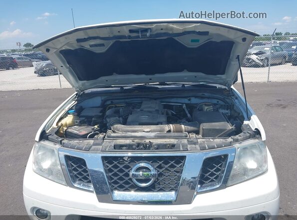 1N6AD0EV4GN720926 2016 NISSAN FRONTIER White Rear view