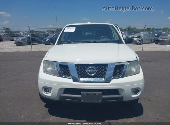1N6AD0EV4GN720926 2016 NISSAN FRONTIER White Instrument cluster view