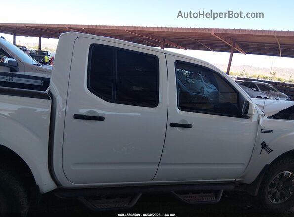 1N6AD0EV5KN785194 2019 NISSAN FRONTIER White Widok wnętrza z tyłu