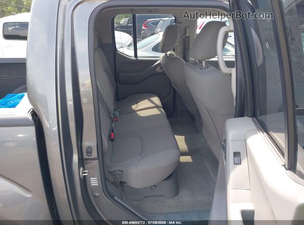 1N6AD0EV8JN707863 2018 NISSAN FRONTIER Gray VIN კოდის სტიკერის ხედი