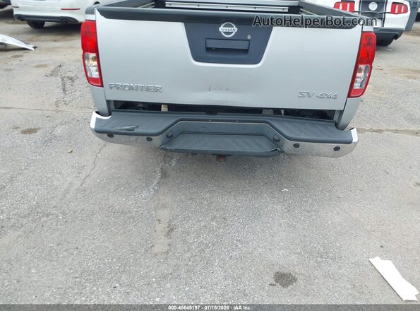 1N6AD0FV1GN717240 2016 NISSAN FRONTIER Silver Widok z przodu