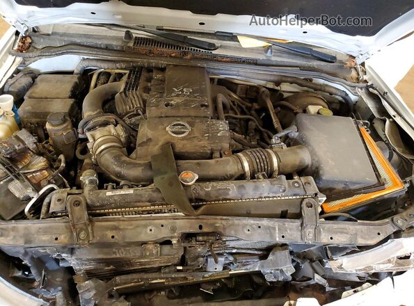 1N6AD0FV4GN726014 2016 NISSAN FRONTIER Белый Вид задней части салона