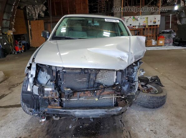 1N6AD0FV7KN723004 2019 NISSAN FRONTIER Silver Widok z przodu