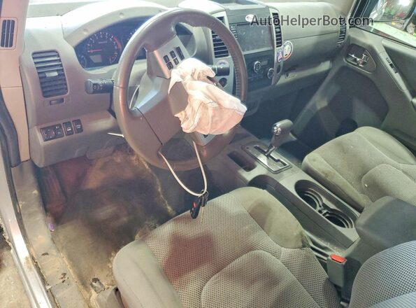 1N6AD0FV7KN723004 2019 NISSAN FRONTIER Silver Widok deski rozdzielczej