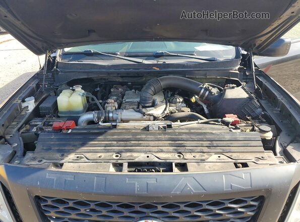 1N6BA1F13HN512990 2017 NISSAN TITAN Black Rear interior view