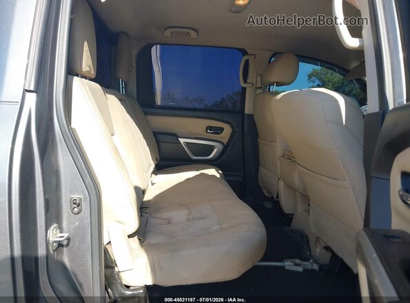 1N6BA1F38HN565864 2017 NISSAN TITAN XD Серебряный Вид наклейки с VIN-кодом