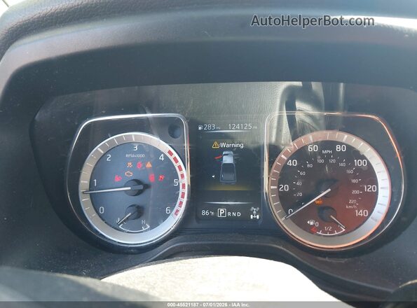 1N6BA1F38HN565864 2017 NISSAN TITAN XD Серебряный Вид задних сидений