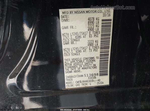 1N6BA1F3XHN513698 2017 NISSAN TITAN XD Черный Вид подкапотного пространства