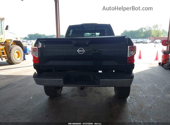 1N6BA1F3XHN513698 2017 NISSAN TITAN XD Черный 