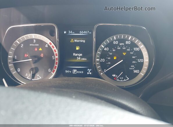 1N6BA1F3XHN513698 2017 NISSAN TITAN XD Черный Вид задних сидений