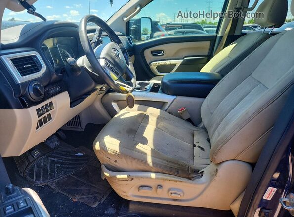 1N6BA1F40GN514799 2016 NISSAN TITAN Черный Вид салона спереди