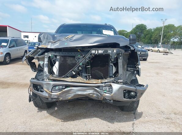 1N6BA1F41KN508292 2019 NISSAN TITAN XD Серый Вид задней части салона
