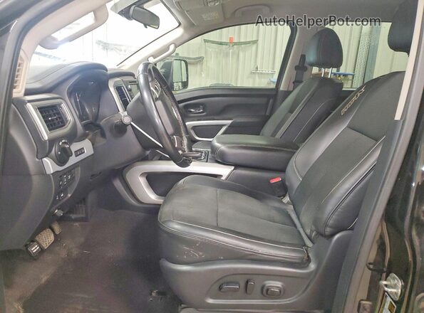 1N6BA1F44KN526527 2019 NISSAN TITAN Black Widok wnętrza z przodu
