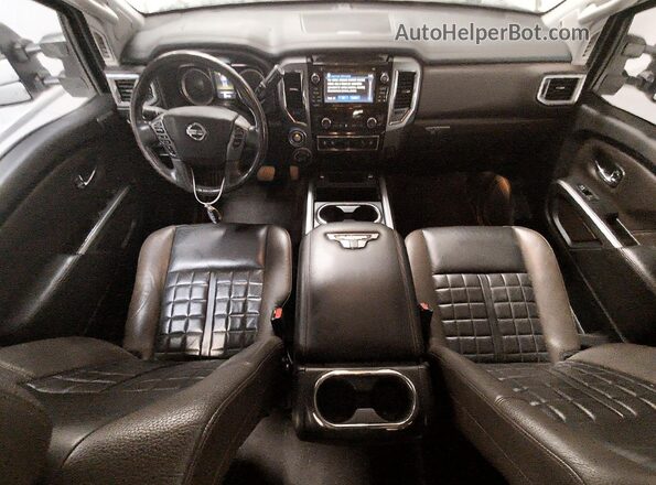 1N6BA1F46JN521358 2018 NISSAN TITAN White წინა პანელის ხედი