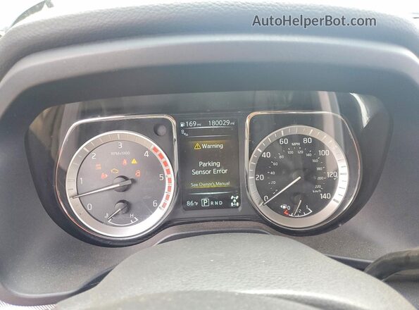 1N6BA1F46JN541609 2018 NISSAN TITAN Черный Вид щитка приборов