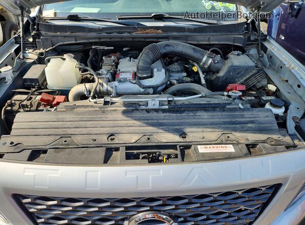 1N6BA1F47KN533424 2019 NISSAN TITAN Silver Rear interior view