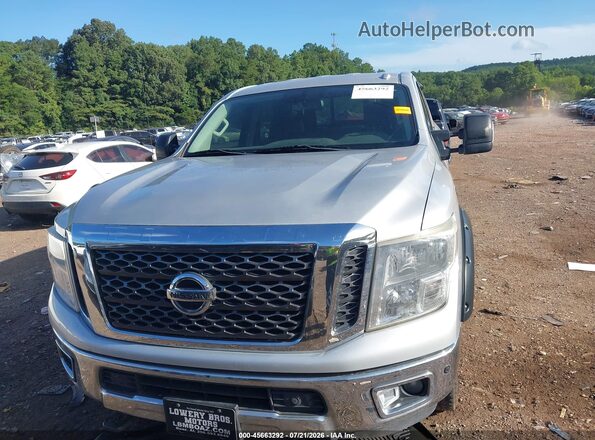 1N6BA1F48HN551682 2017 NISSAN TITAN XD Silver წინა ხედი