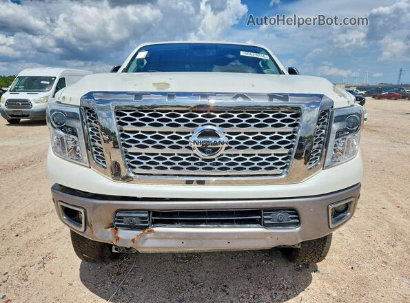 1N6BA1F48JN522365 2018 NISSAN TITAN White Հետևի տեսք