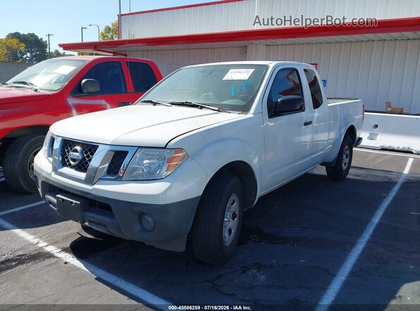 1N6BD0CT0JN705367 2018 NISSAN FRONTIER Белый Передняя левая четверть