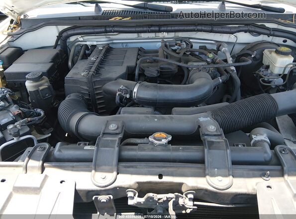 1N6BD0CT0JN705367 2018 NISSAN FRONTIER Белый Вид сзади