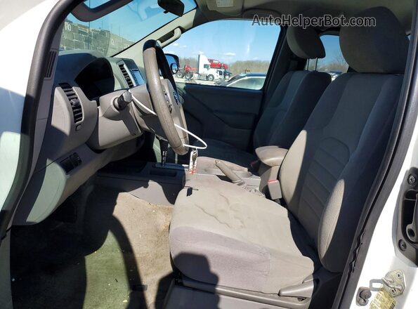 1N6BD0CT2HN700035 2017 NISSAN FRONTIER White Vista interior delantera