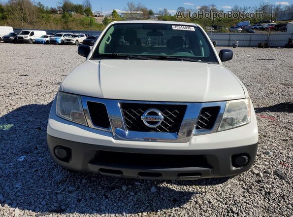 1N6BD0CT2HN700035 2017 NISSAN FRONTIER White Vista frontal