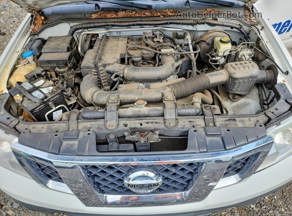 1N6BD0CT3HN718043 2017 NISSAN FRONTIER White Սալոնի հետևի տեսք