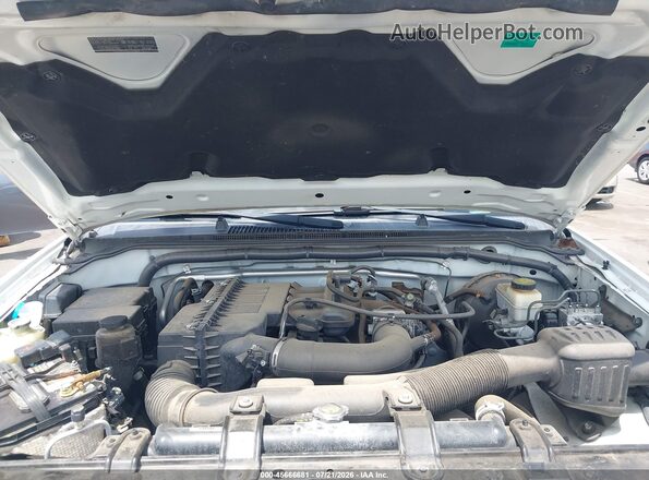 1N6BD0CT4GN753818 2016 NISSAN FRONTIER White Widok z tyłu