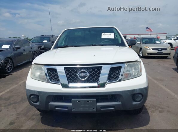 1N6BD0CT4GN753818 2016 NISSAN FRONTIER White Widok wnętrza z tyłu