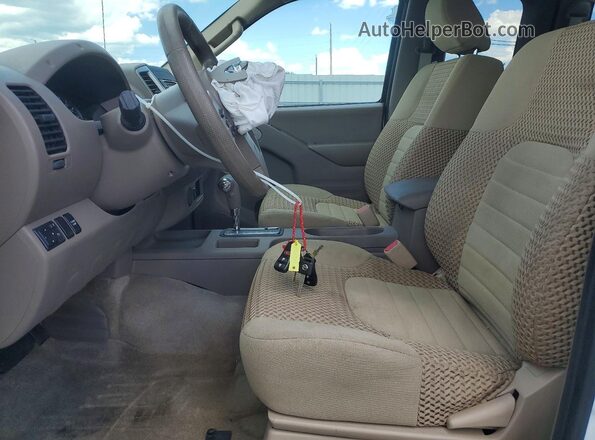 1N6DD0CU2HN723963 2017 NISSAN FRONTIER White Սալոնի դիմացի տեսք