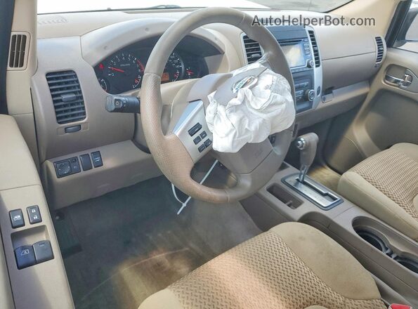 1N6DD0CU2HN723963 2017 NISSAN FRONTIER White Առջևի վահանակի տեսք