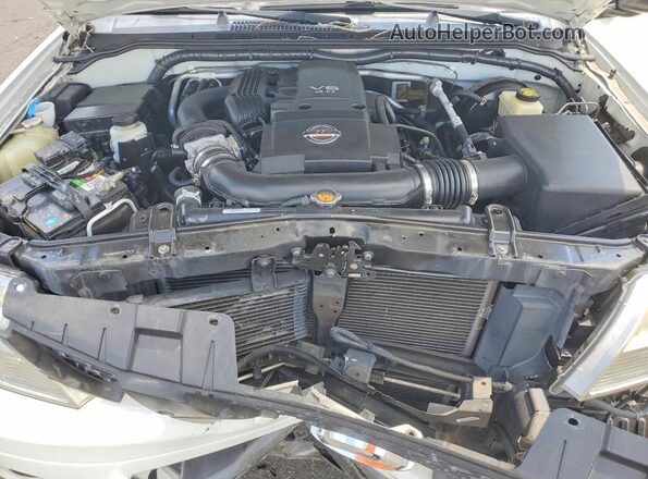 1N6DD0CU2HN723963 2017 NISSAN FRONTIER White Սալոնի հետևի տեսք